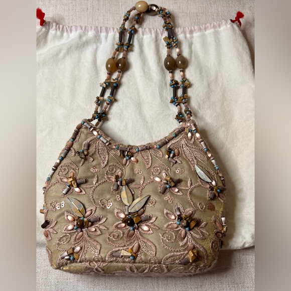Mary Frances Beaded Floral
Shoulder Bag | Y2K Boho
Evening Handbag - Picture 6 of 7